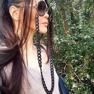 🌺Premium Quality Sunglasses Mask Chain Holdery🌺